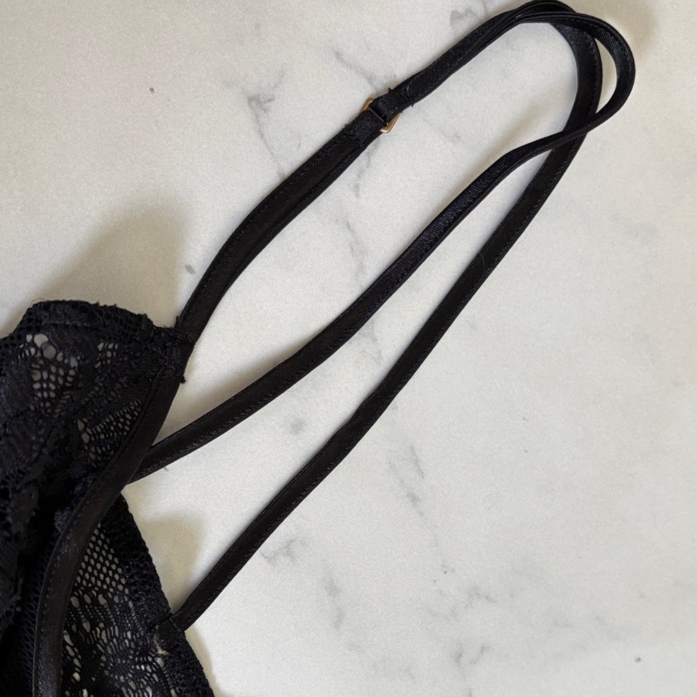 Hanro of Switzerland Black Lace V Neck Sheer Crop Camisole Top Bralette like new - Picture 10 of 12